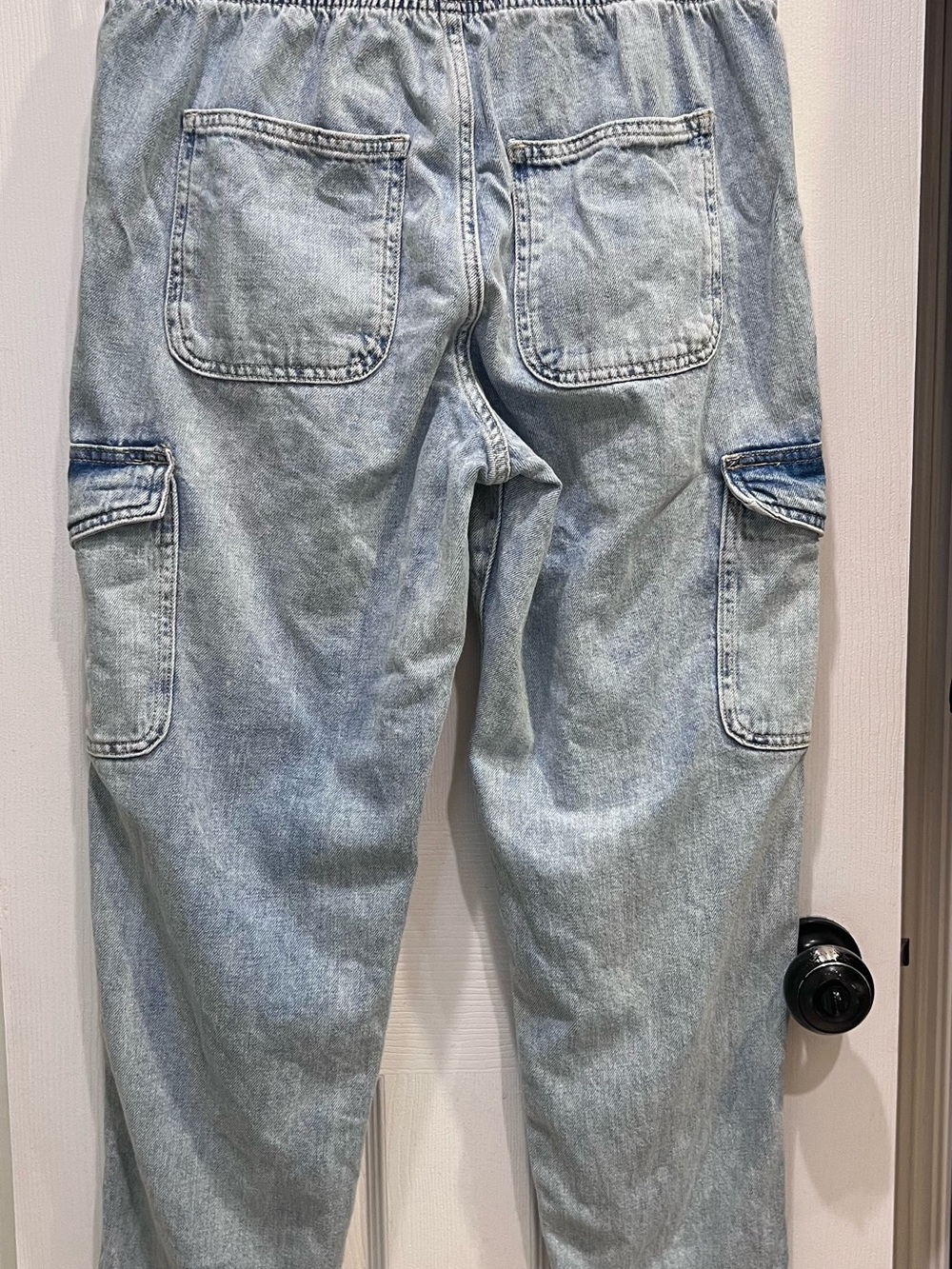 GAP Light Blue Boyfriend Cargo Jeans with Drawstring Waist - Picture 5 of 5